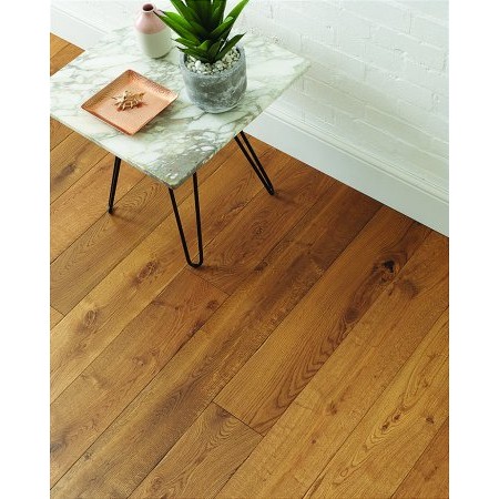Woodpecker Flooring - Chepstow Distressed Sienna Oak Wood Flooring